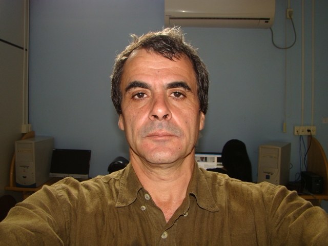 Que papelão, Rover! Prefeito representa criminalmente contra jornalista