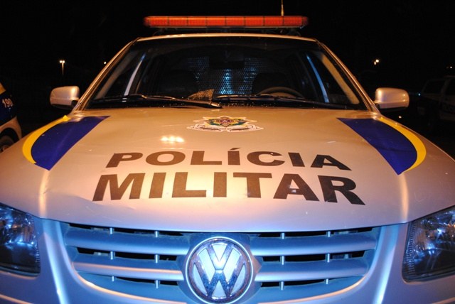 Fingindo serem passageiros, homens armados roubam taxista no Setor 19 de Vilhena