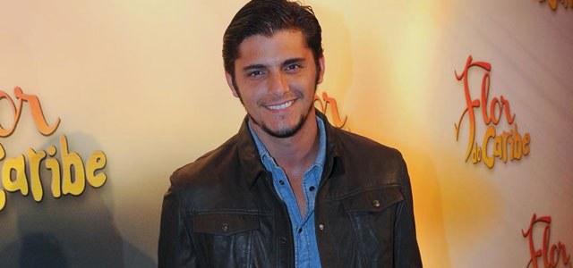 Fã grava vídeo e diz que passou a noite com Bruno Gissoni