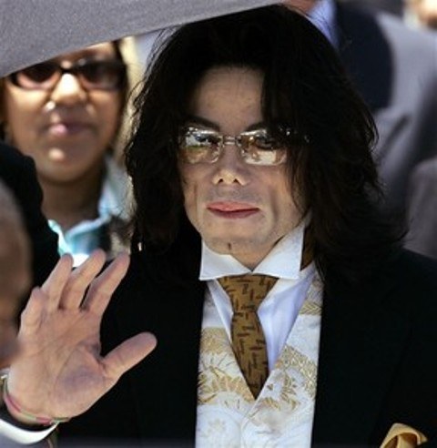 Espírito de Michael Jackson estaria assombrando casa de seus filhos