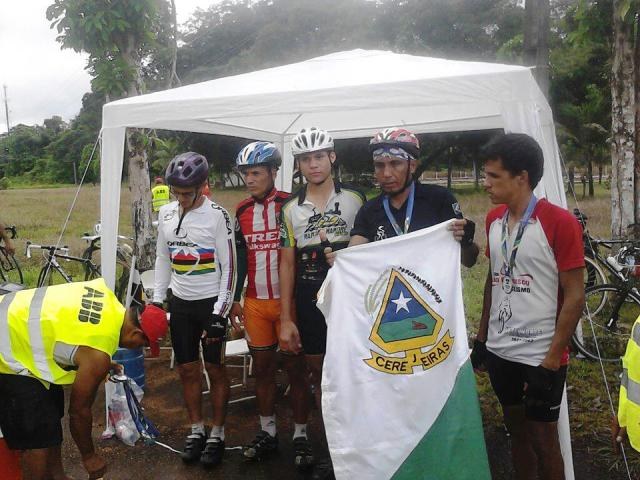 Cerejeiras: ciclismo conquista adeptos e dois atletas vencem campeonato estadual