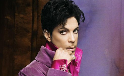 Tabloide afirma que Prince busca por lugares pequenos para turnê no Reino Unido