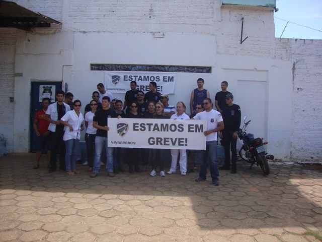 Servidores da SEJUS entram em greve; Movimento acontece em todo o Estado