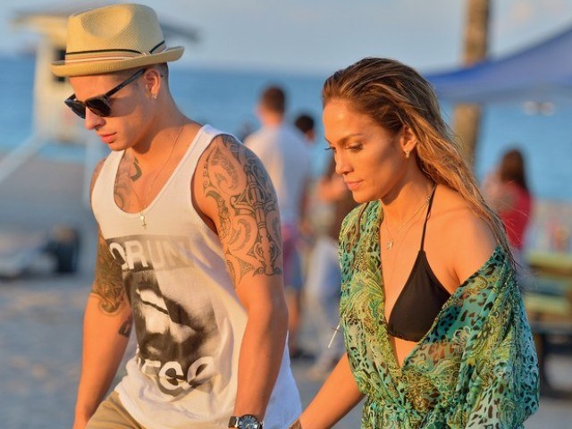 Tiros interrompem gravação de vídeo de Jennifer Lopez