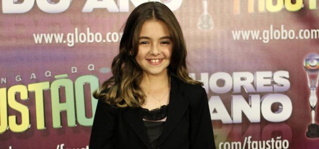 Aos 12 anos, Klara Castanho vai raspar cabelo para novela