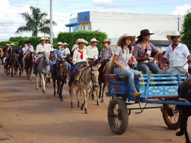 Promotor muda horário de cavalgada e é criticado por populares em Cerejeiras