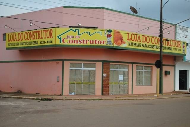 Exclusivo: loja fecha as portas em Vilhena e clientes fazem denúncias na polícia