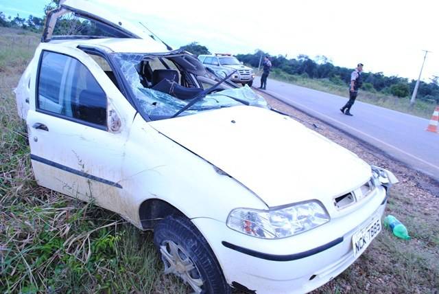 Capotamento na BR 435 causa morte de idoso; outras três pessoas estão feridas