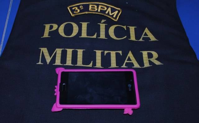 Adolescente tem celular roubado na Avenida Paraná; acusado foi preso