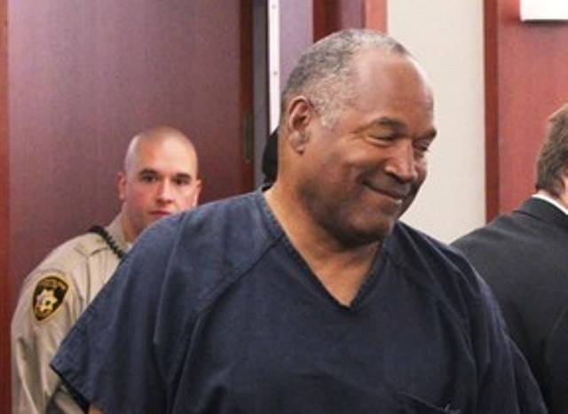 Ex-Jogador O. J. Simpson reaparece bem acima do peso em tribunal