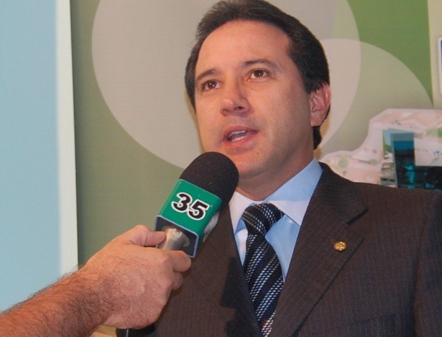 NATAN DONADON QUESTIONA DECLARAÇÕES DE RAUPP AO FOLHA DO SUL ON-LINE