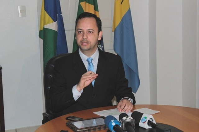 Após “zoada” de diretor do DER, vilhenense sai em defesa do prefeito Zé Rover