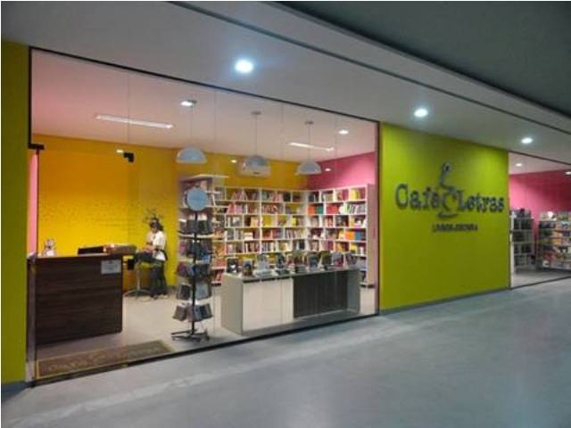 Em novo endereço, Livraria Café e Letras traz novidades para clientes em Vilhena