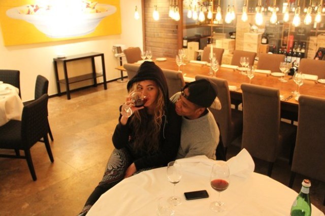 Beyoncé curte momentos românticos com Jay-Z (1)