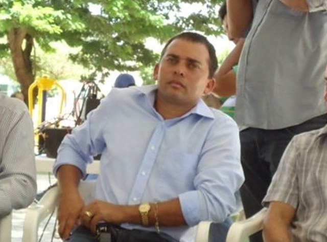 Boato sobre cassação de prefeito esquenta política na cidade de Corumbiara