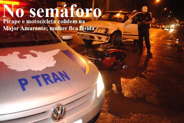Motociclista sofre ferimentos ao bater em picape na Avenida Major Amarante