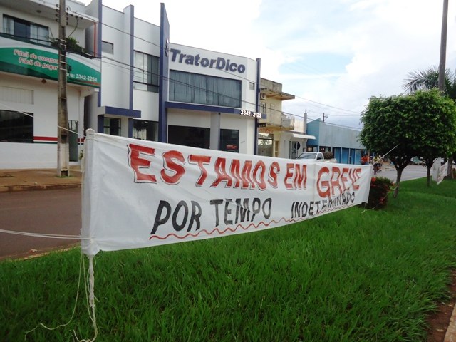 Em Cerejeiras, movimento grevista municipal enfraquece e pode ter chegado ao fim