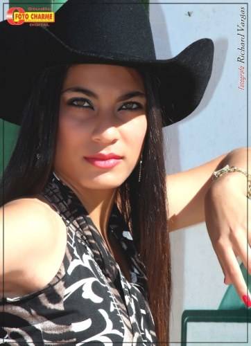 Juliana Barbosa: vilhenense “adotada” quer ser a próxima Rainha da Expovil