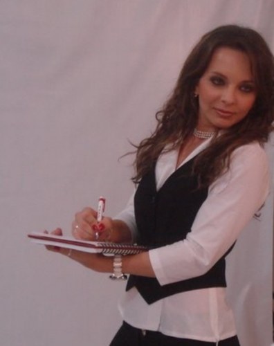 SHOW MUSICAL MARCA LANÇAMENTO DE NOVA REVISTA EM VILHENA