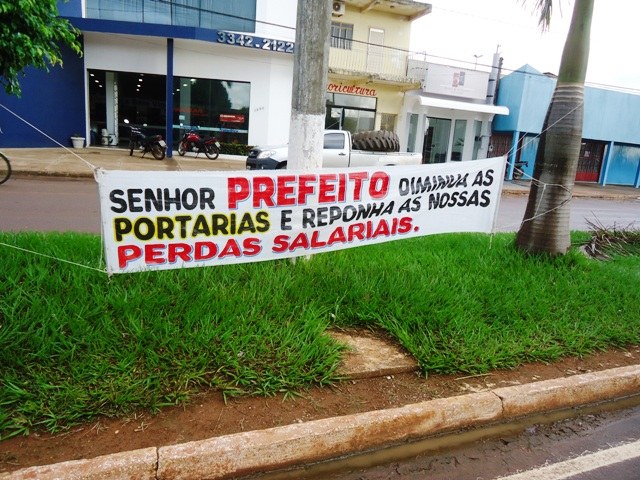 Em Cerejeiras, greve municipal é suspensa e pode voltar no dia 1º de julho
