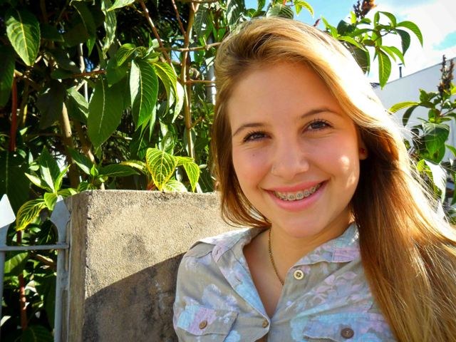 Emanuelle Scortegagna Leal, “caçula” entre as candidatas a Rainha da Expovil
