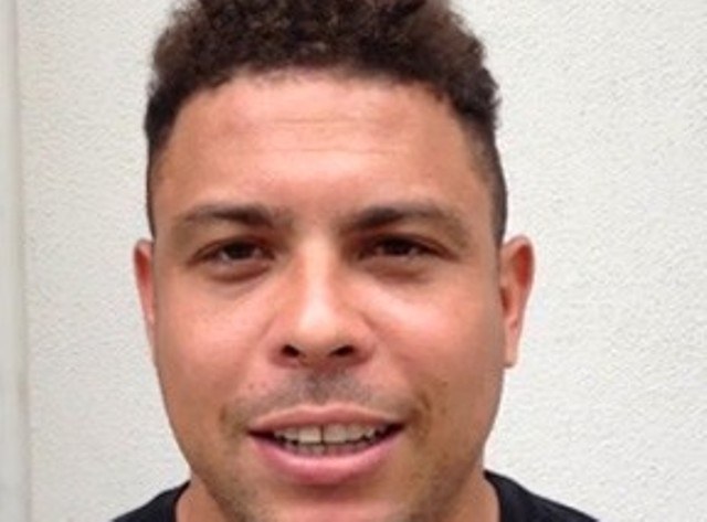 Ronaldo é tema do novo samba-enredo da Gaviões da Fiel e agradece