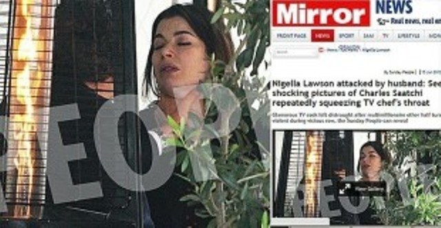 Paparazzi flagra Nigella Lawson sendo agredida pelo marido