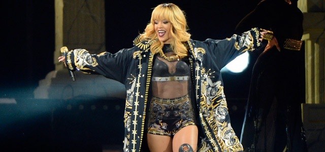 Invasor é preso no telhado da casa de Rihanna, nos EUA