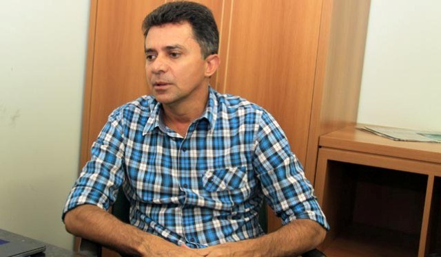 Expedito Júnior diz que está liberado e garante que disputa eleições de 2014