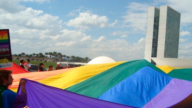 LUTA COLORIDA
