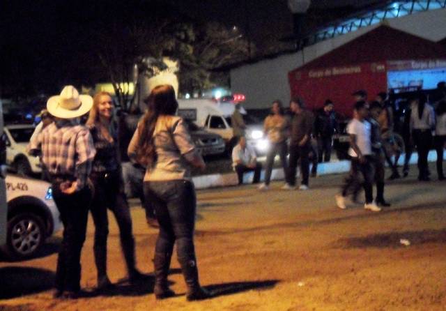Peões e espectadores do rodeio falam sobre as ‘Marias Breteiras’ de Vilhena
