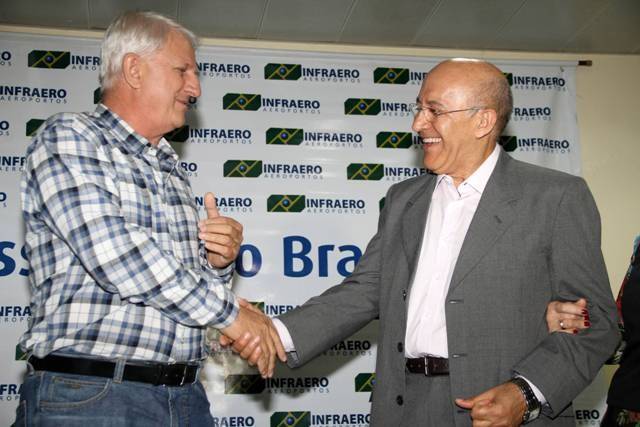Confúcio entrega cargo a Gurgacz, viaja e frustra quem o esperava na Expovil
