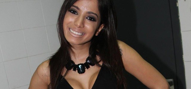 Anitta revela tática para assédio feminino: "Encaro como se fosse homem"