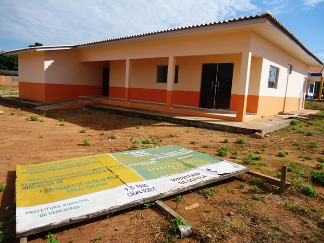 Usina de soja de R$ 150 mil, concluída em 2012, continua fechada em Cerejeiras