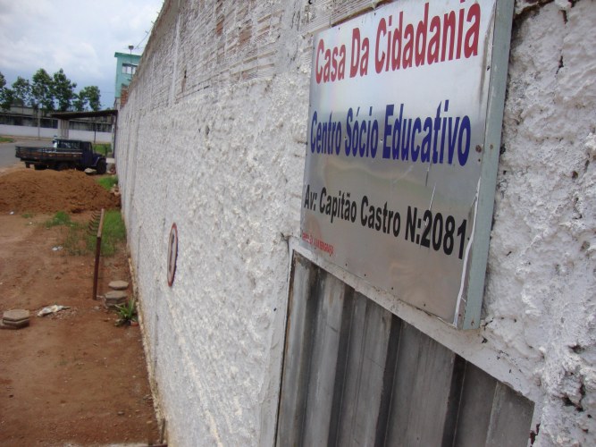 ADOLESCENTES NA CASA DA CIDADANIA: CRIMES E DESESPERANÇA