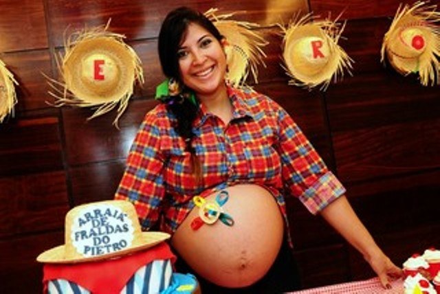 Prestes a dar à luz, Priscila diz: "Estou aproveitando para dormir muito"