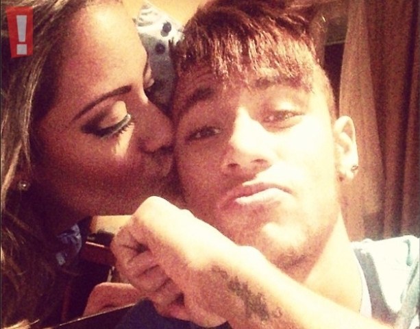 "Amo demais", se declara Neymar para a irmã em rede social