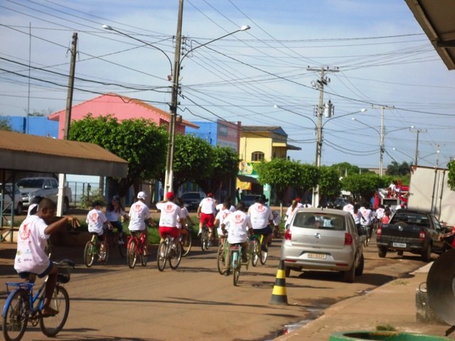 Cerejeiras: Bombeiros comemora aniversário de 15 anos com passeio de ciclismo