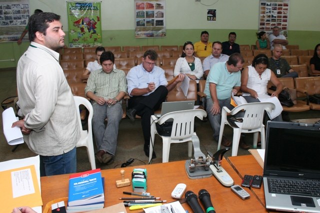 SUSPENSA LICITAÇÃO PARA ESCOLHA DE AGÊNCIA QUE CUIDARIA DE PUBLICIDADE