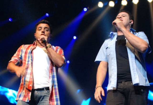 Sorteados os leitores que ganharam ingressos para o show de Bruno e Marrone