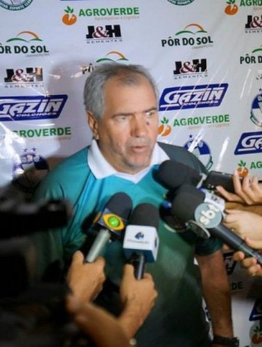 Técnico campeão no MT pode retornar ao VEC e comandar time na Copa do Brasil