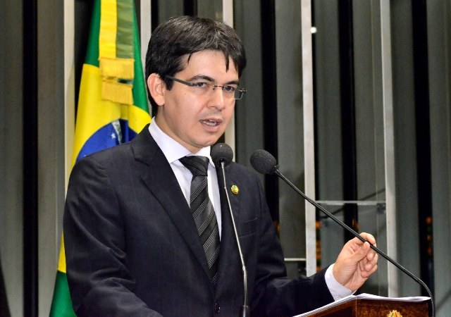 Senador do Amapá quer se antecipar ao STF e “limar” mandato de Cassol