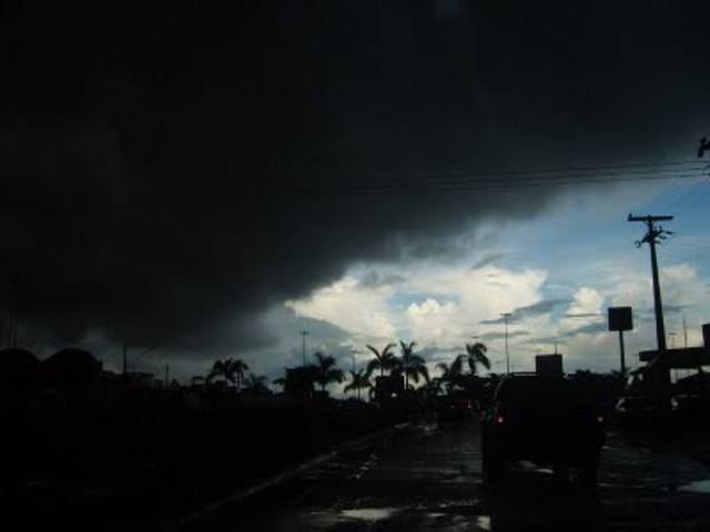CHUVA BATE RECORDE EM VILHENA