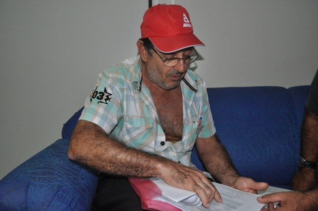 Líder de agricultores fala de disputa que já dura 15 anos e reclama de cobrança