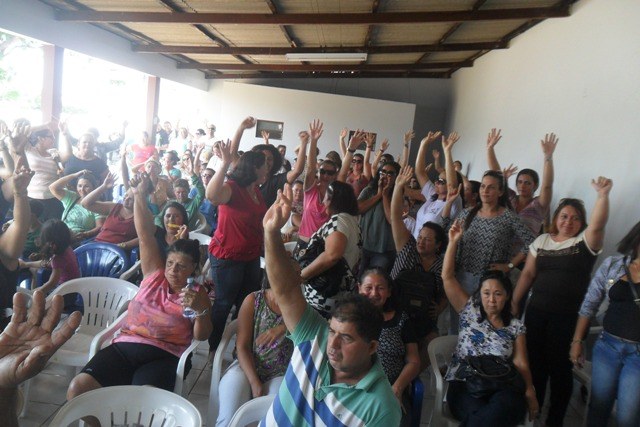 Negociações com prefeito não avançam e servidores deflagram greve em Vilhena