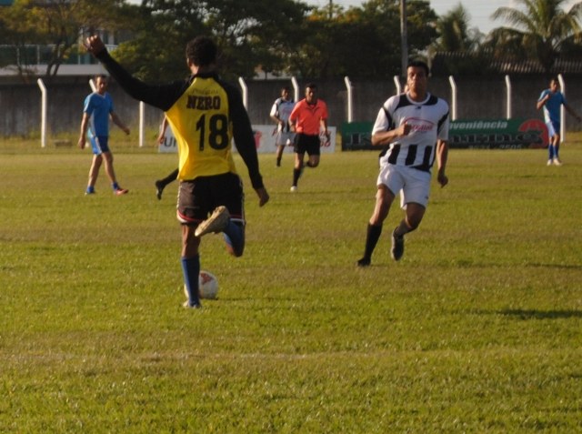 Campeonato Municipal de Futebol Amador e Juvenil começa neste sábado 