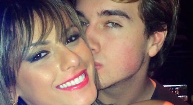 Babi Rossi nega gravidez de Olin Batista