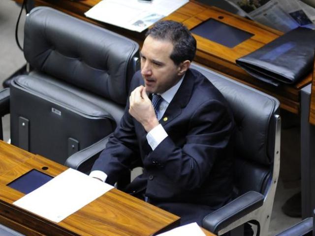 Natan apela para Deus e o "milagre" acontece: Câmara não cassa mandato 