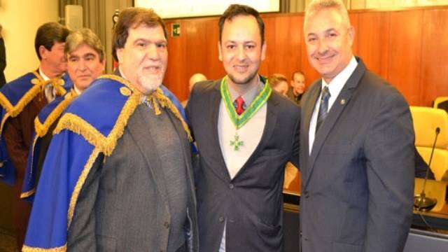 Vereador paulistano homenageia jornalista vilhenense na Semana da Pátria