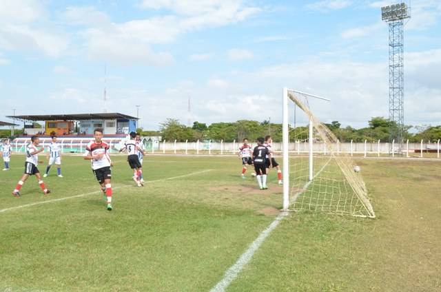Municipal Juvenil: Ajax vence Sociedade no Portal da Amazônia